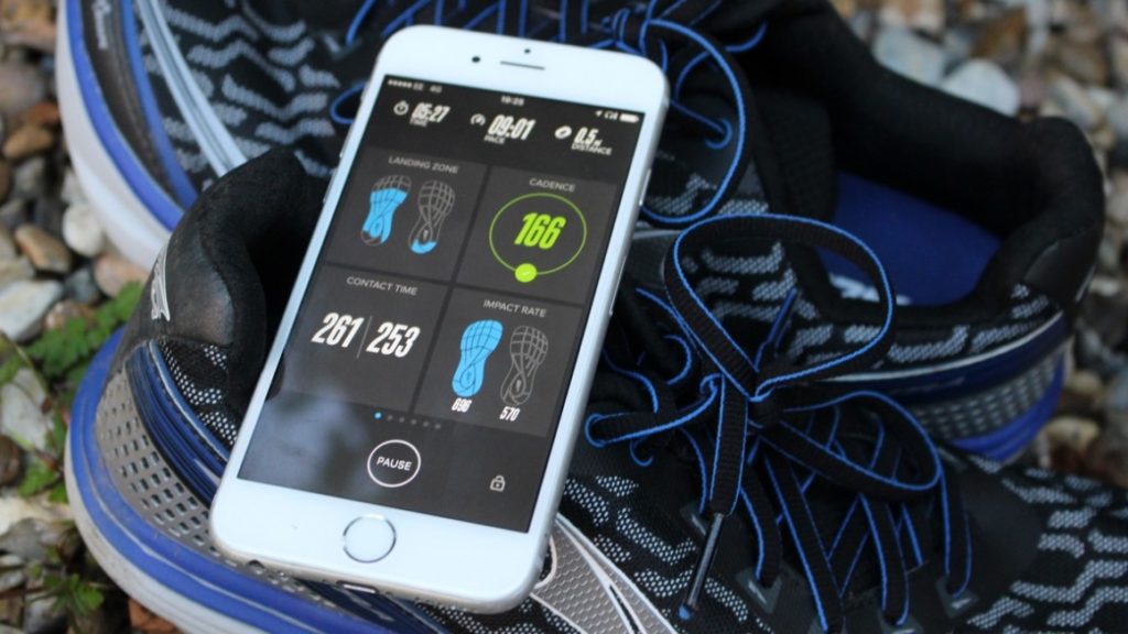 Altra Torin IQ - smart uppkopplad löpsko med coachande mobilapp